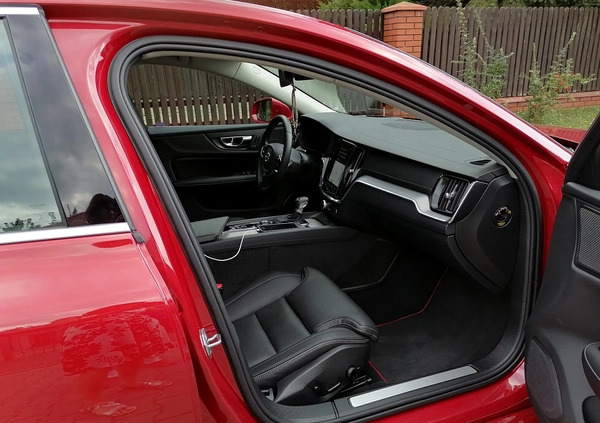 Volvo S60 cena 150900 przebieg: 48000, rok produkcji 2020 z Radom małe 67